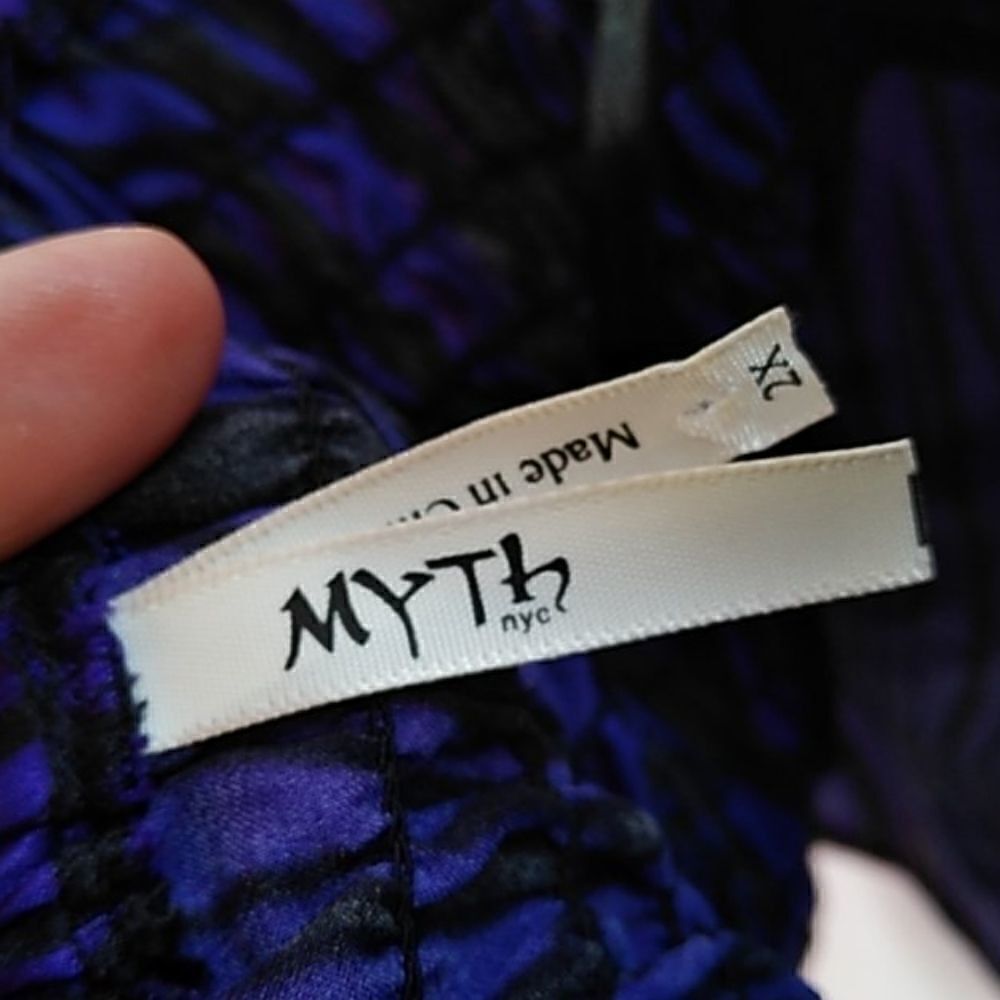 Myth top   - Picture 3 of 3
